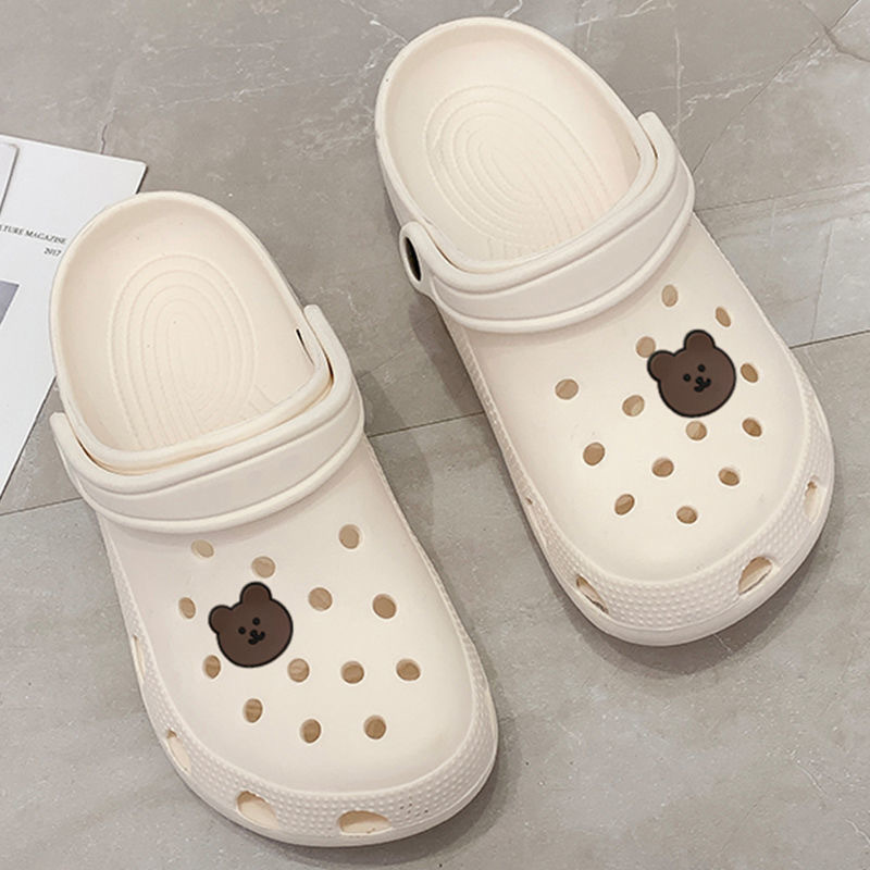 Clogs for women on Instagram, anti-slip and cute, girlish heart. Beach flip-flops for women in summer, Korean nurse shoes and flip-flops for women to wear outside details Picture