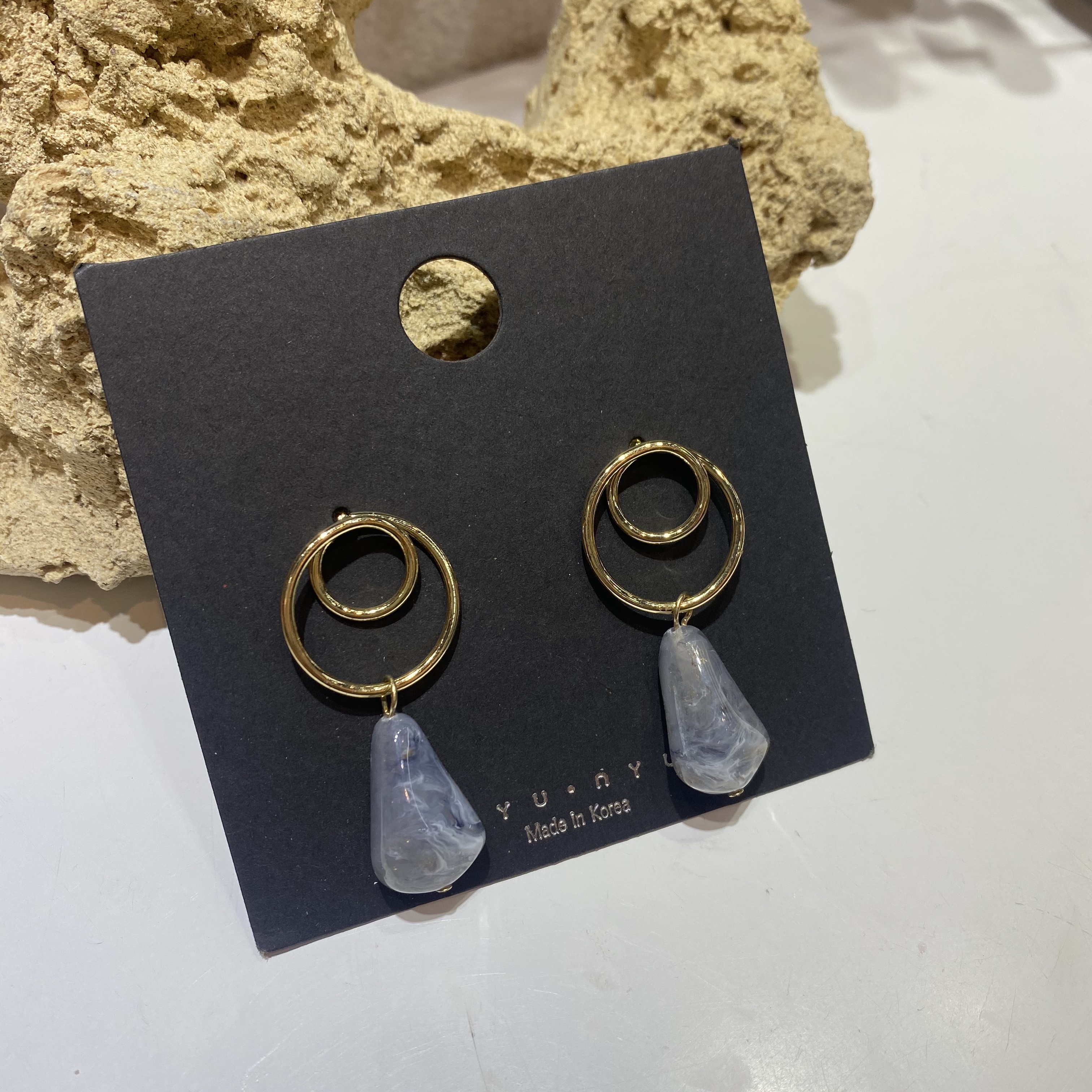No alérgico mantener el color simple frío viento ligero moda resina pendientes stardew ornamentos 1 Application Scenario