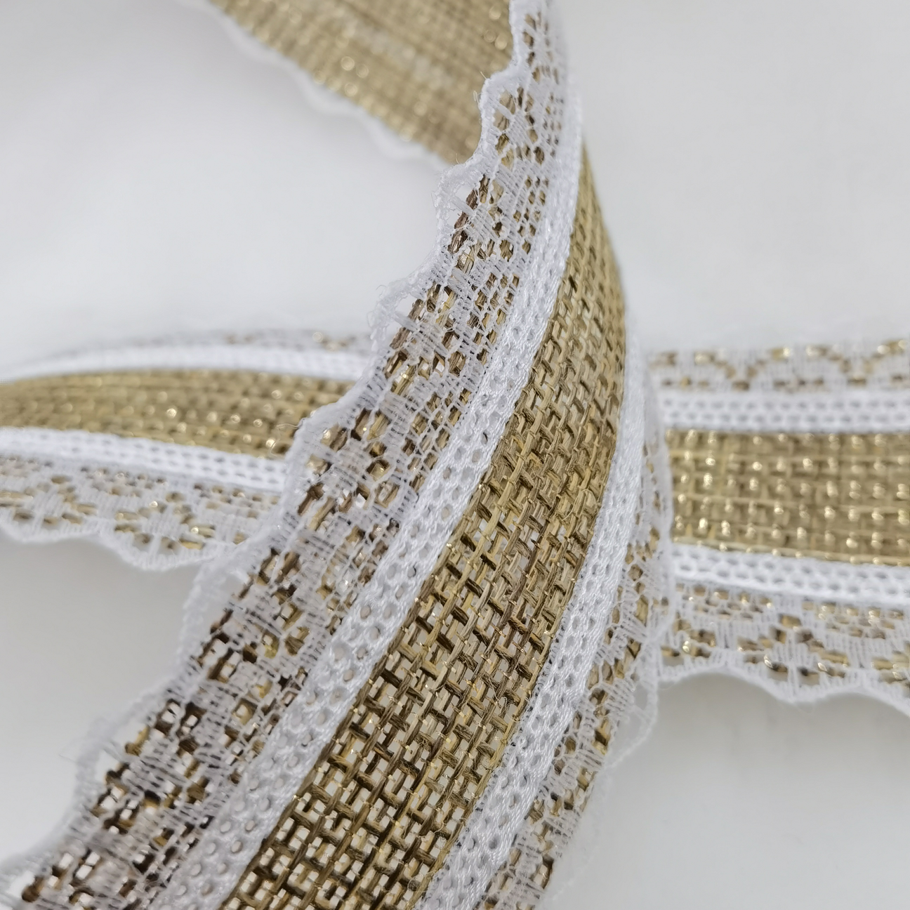 Gold thread hemp lace, DIY making, Christmas, toys, clothing, craft, festival, jewelry, stationery, cards, packaging, all kinds of factory products can be equipped with xt
