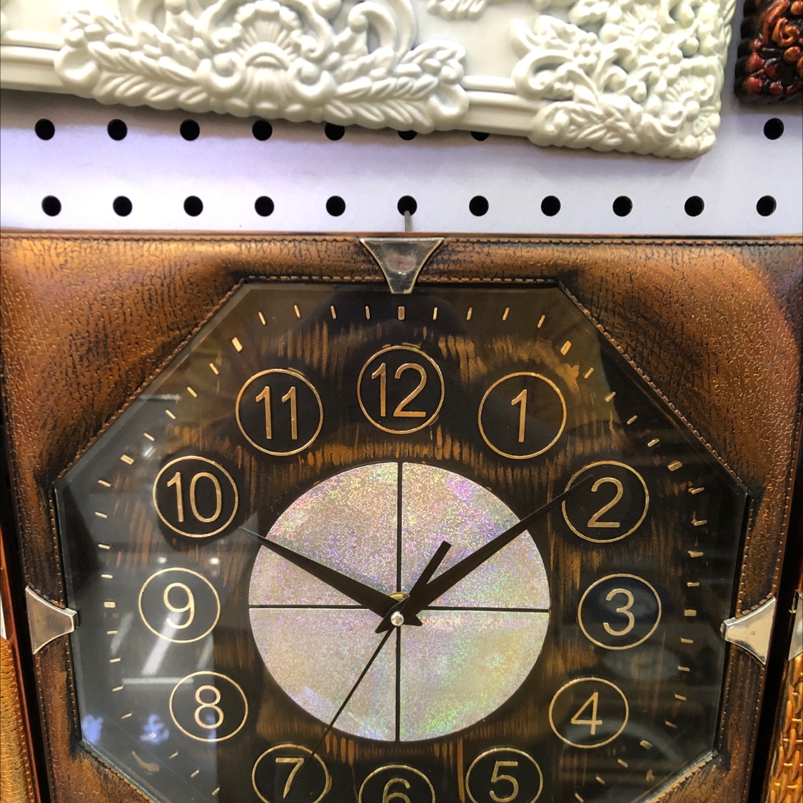 753 wall clocks