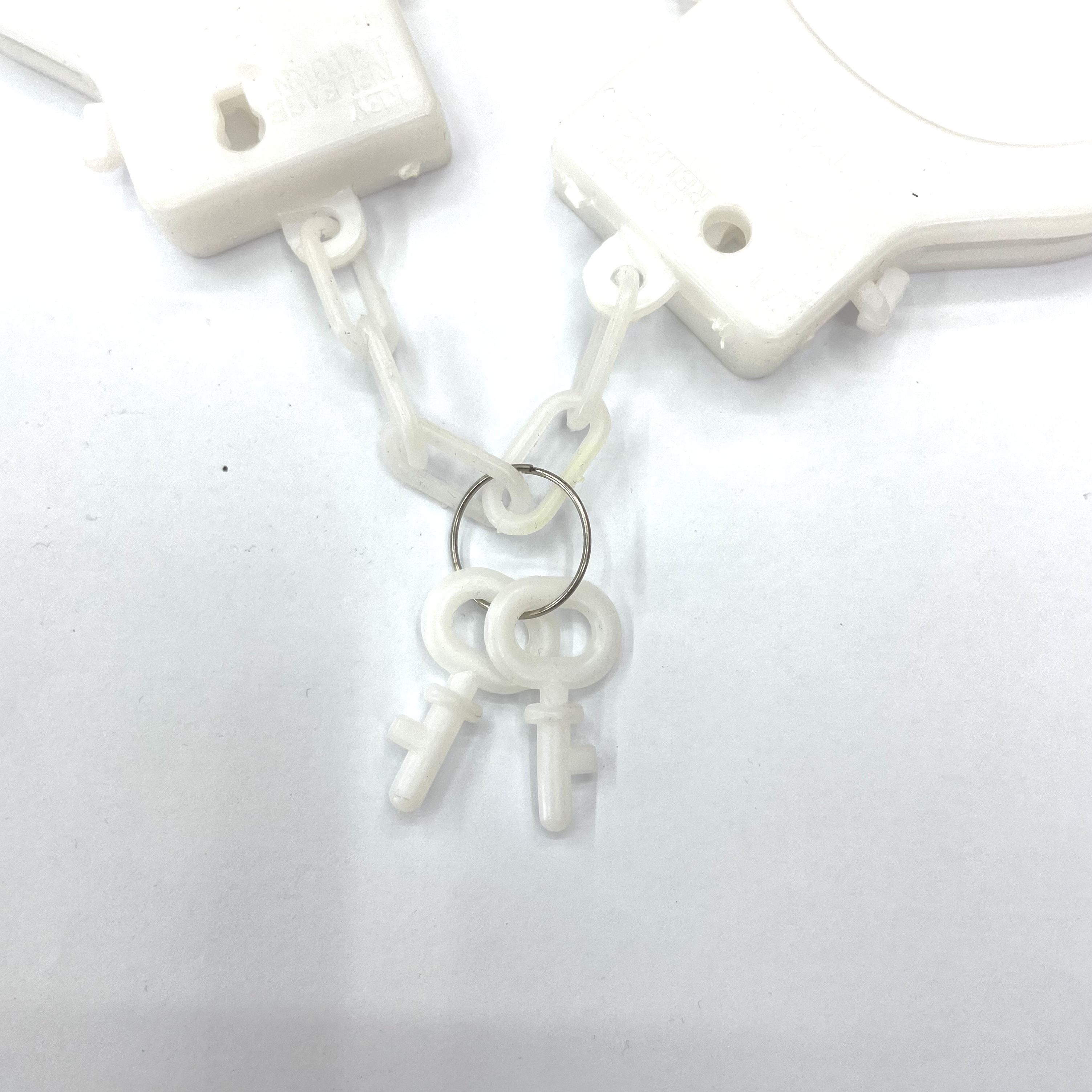 玩具手铐塑料手铐情侣手扣彩色手铐本色手铐儿童玩具手铐游戏玩具手铐万圣节产品白色塑胶本色手铐详情图3