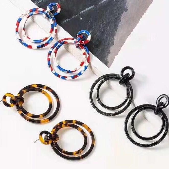 Cross-border e-commerce platform for the fashion trend of casual acetic acid plate buckle anti-allergy earrings -0722-05 female thumbnail