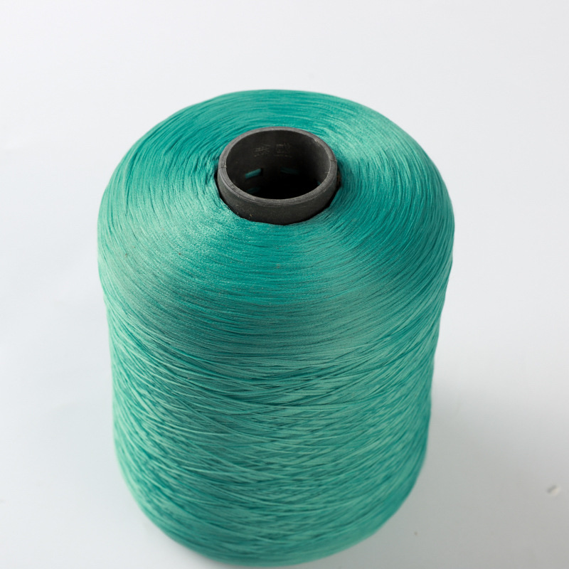 厂家供应 涤纶低弹丝300D 1公斤 足量锁边拷边缝纫线 产品图
