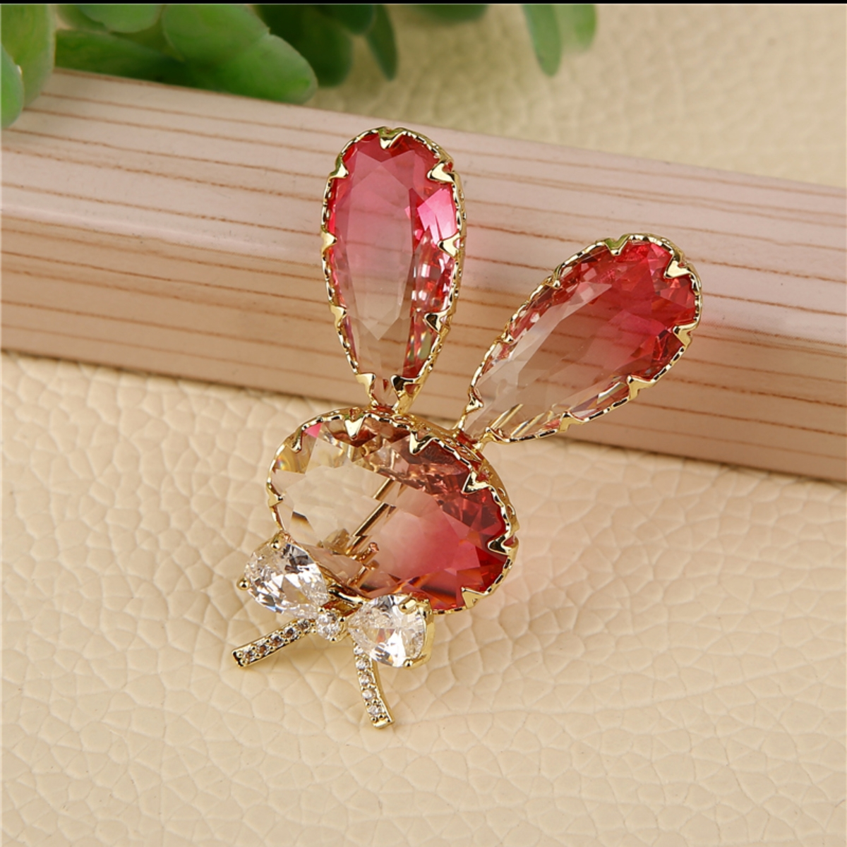Rabbit brooch with long ears thumbnail