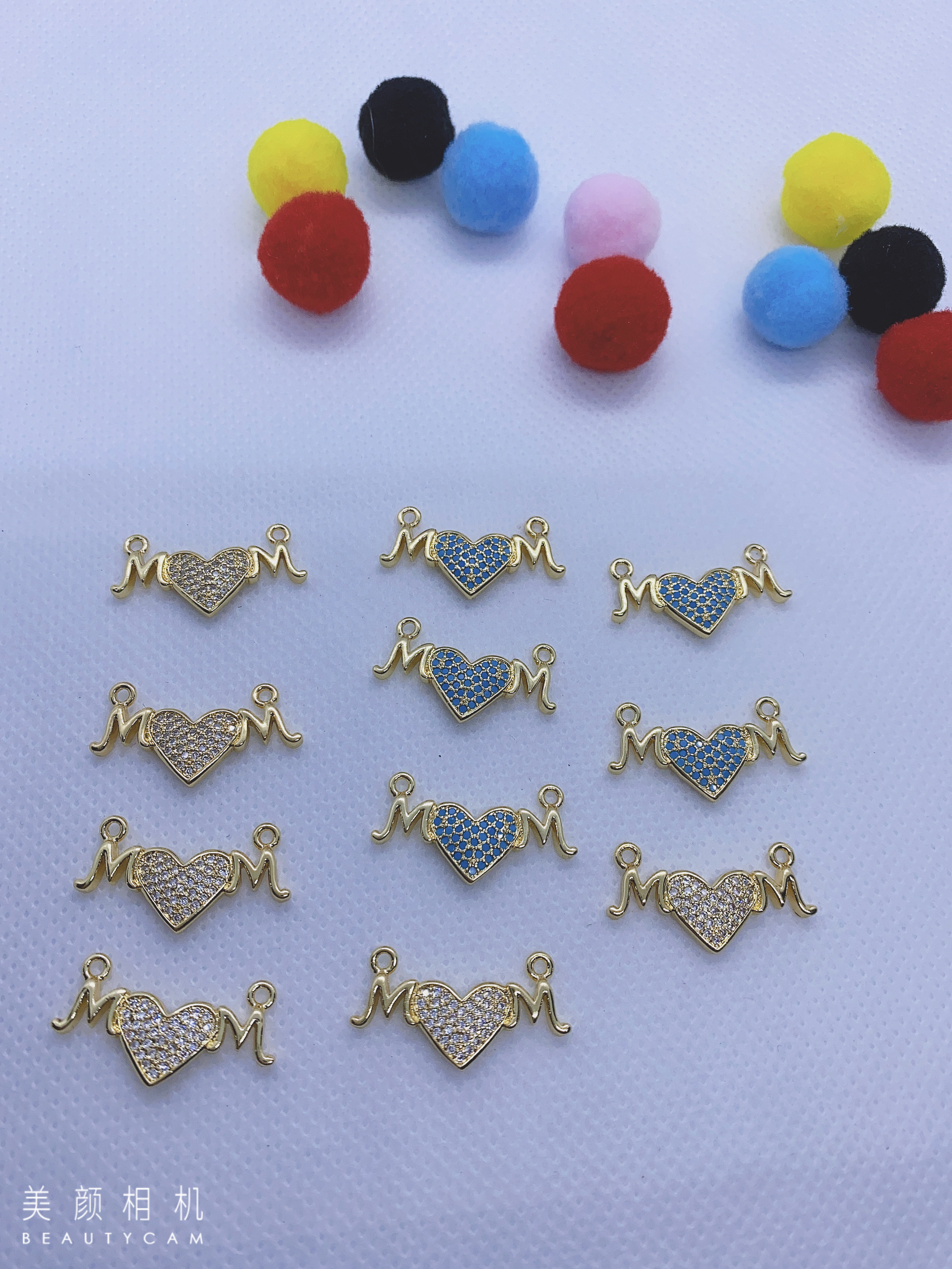 Double-ring heart pendant Application Scenario