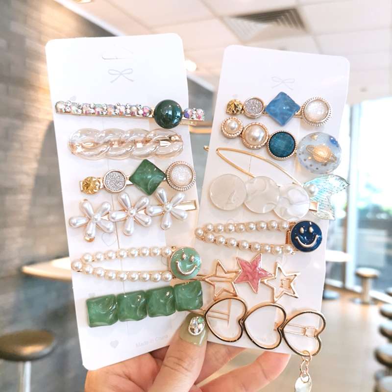 The 8-piece set of Red Star hair clips from South Korea, a popular Instagram mermaid pearl side clip, a heavy industry diamond-encrusted hair accessory combination set, a best-selling product in live-streaming by Internet celebrities Specification image