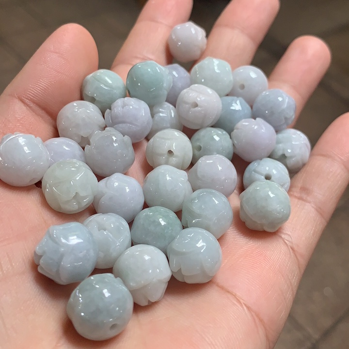 Natural jade lotus beads 10mm, natural stone