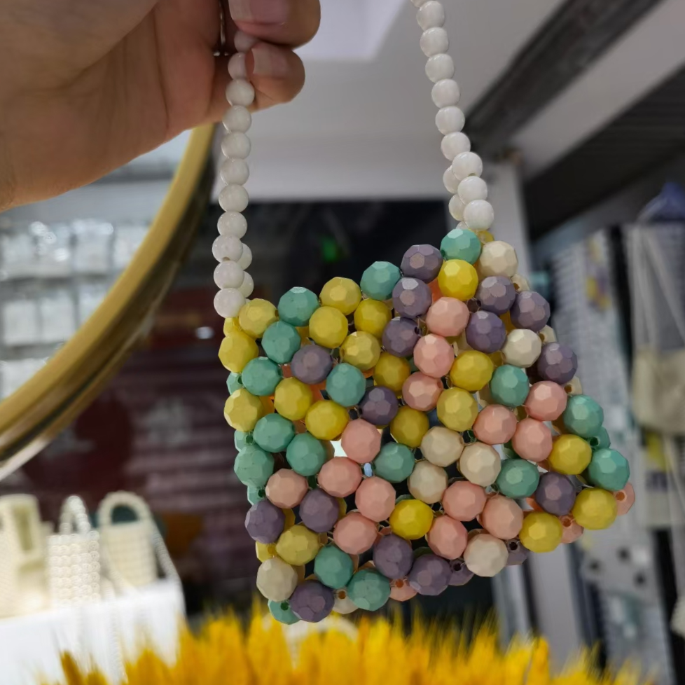 Super popular small women's bags for summer, 2021 new trendy pearl crossbody bag, niche design, hand-held small square bag 24