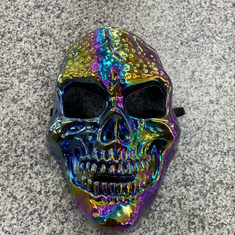 彩色渐变鬼面具图