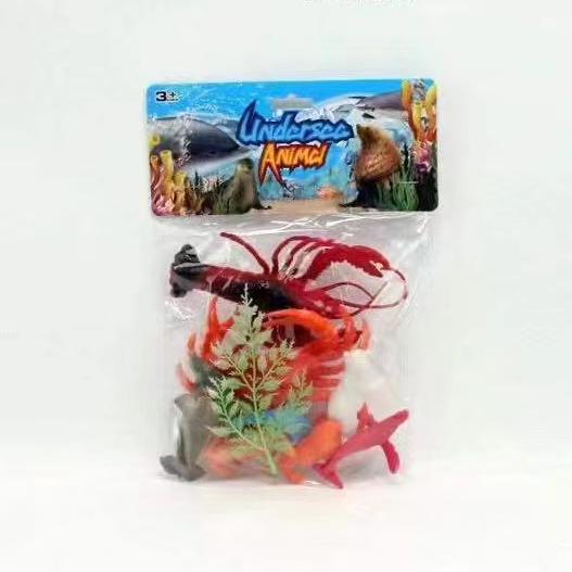 红色大龙虾和各式海洋混