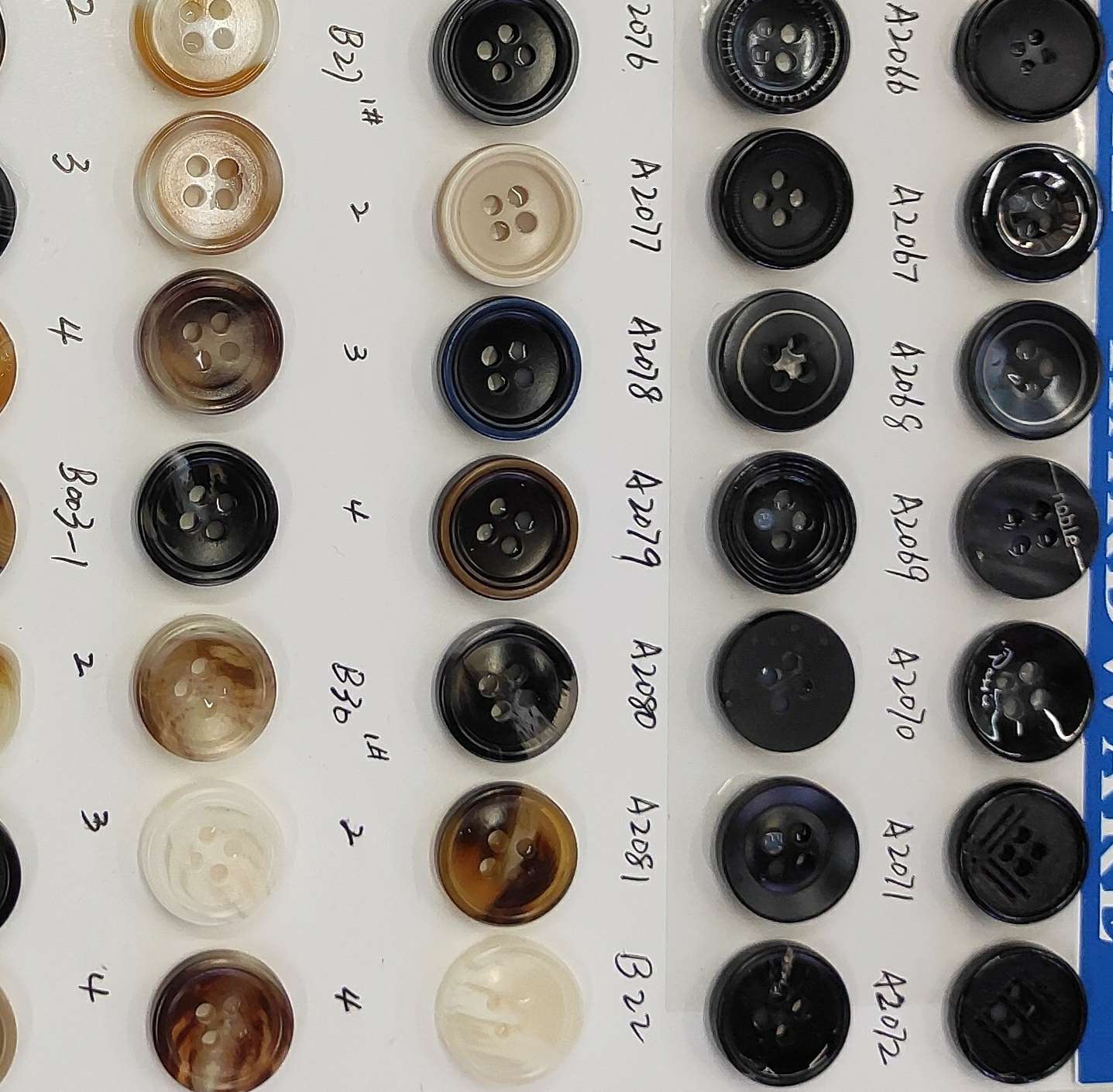 High-Grade Resin Four Eyes Shirt Button Big Button Specification drawing