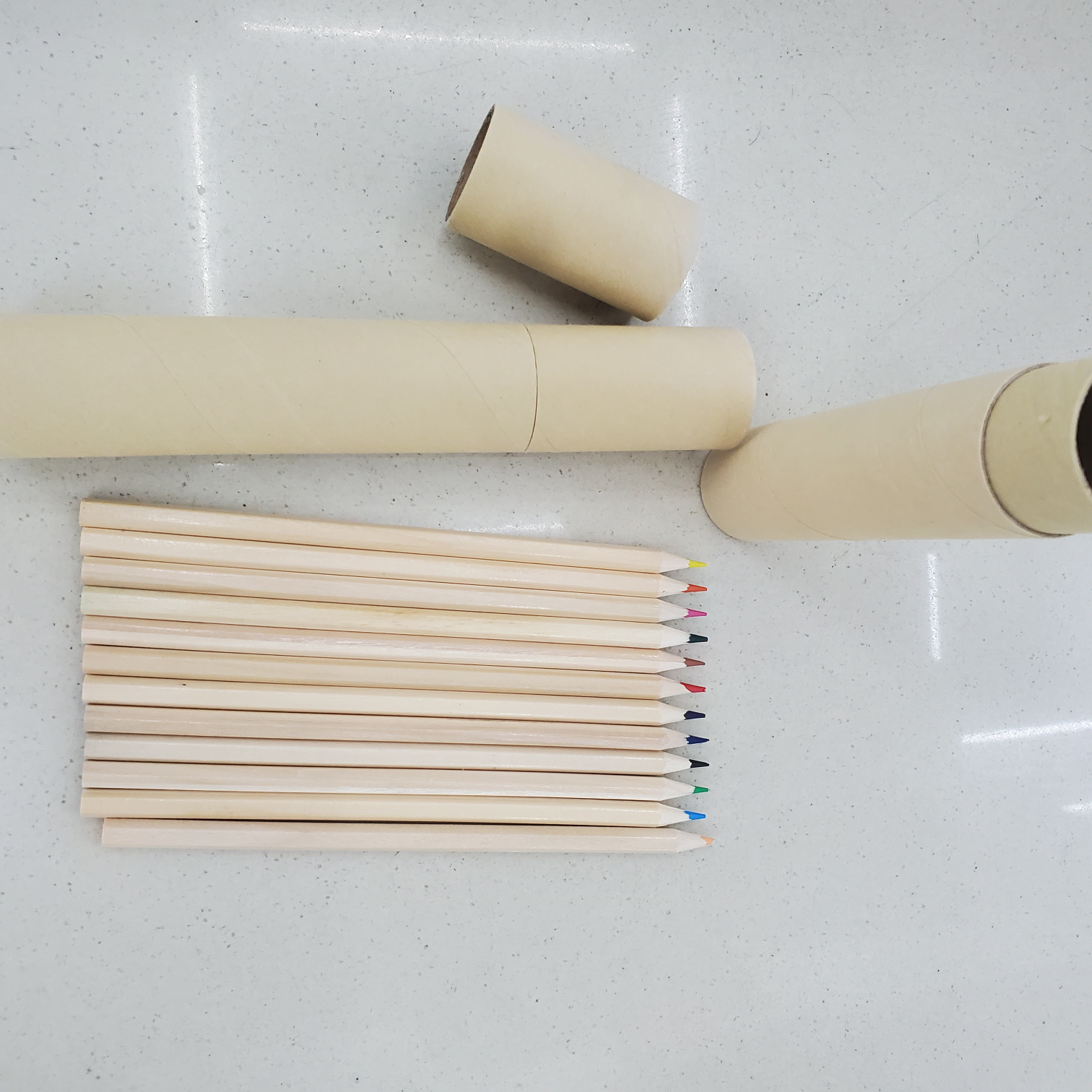 Yuan madera color barril de papel lápiz de color venta directa de fábrica student bucket lápiz premios para niños papelería de aprendizaje suministros de pintura regalo de jardín de infantes