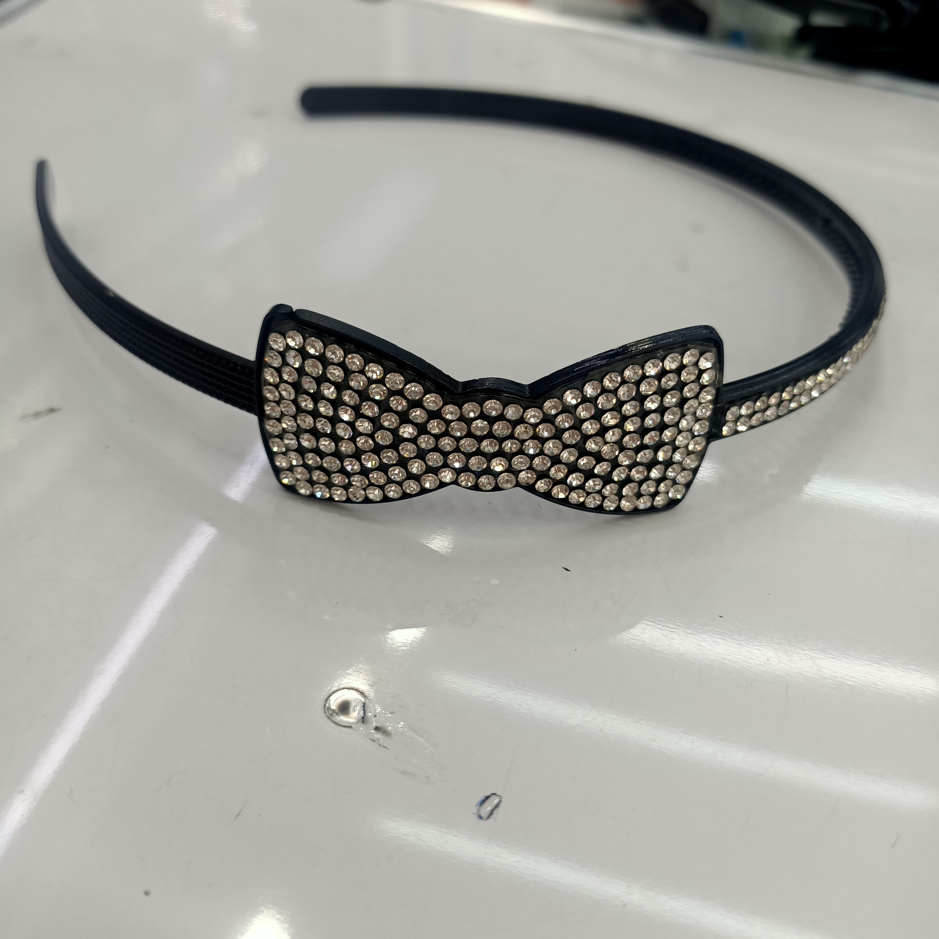 Double bow tie drill thumbnail