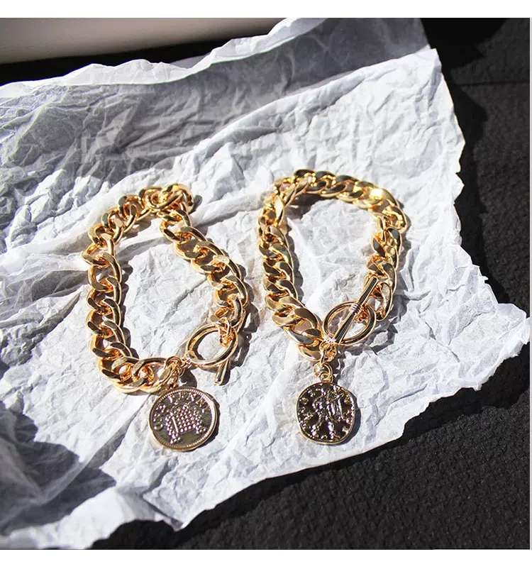 Two sets of retro pendants with thick chains and heads for foreign trade accessories, trendy women's bracelets, and trendy bracelets Item Picture