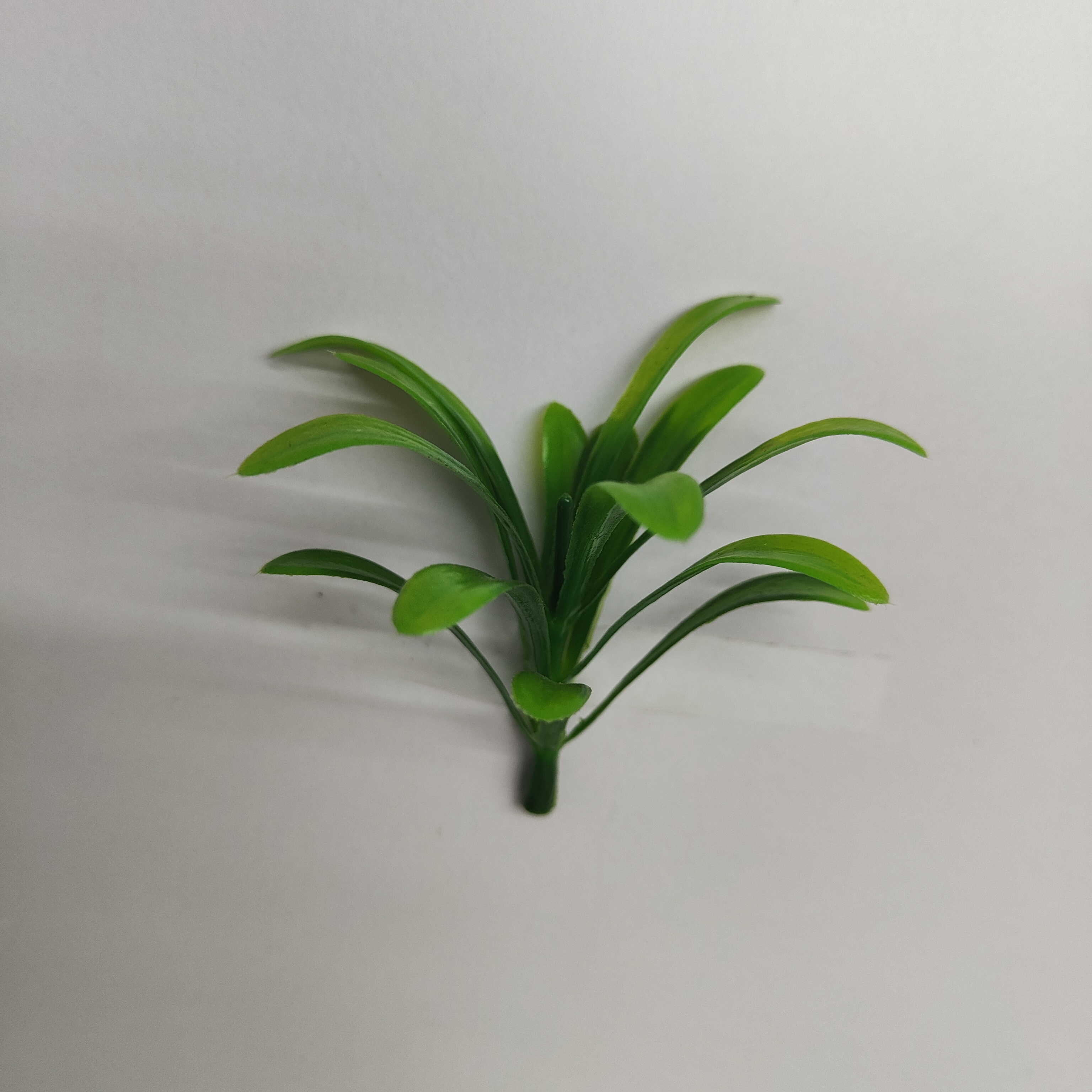 Artificial green plants, artificial plant ornaments, plastic aquatic plants, artificial garden decorations 345