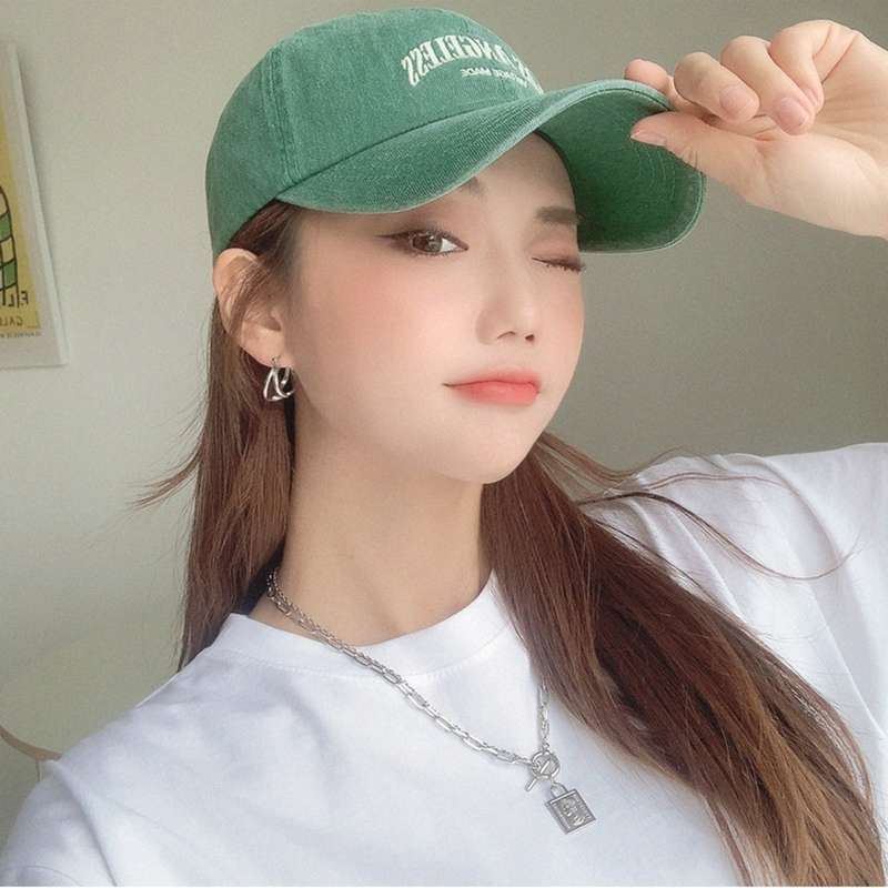 Korean Instagram Trend Retro Do Old Cowboy Embroidered Alphabet Baseball Cap Couple Outdoor Thin Summer Visor Application Scenario