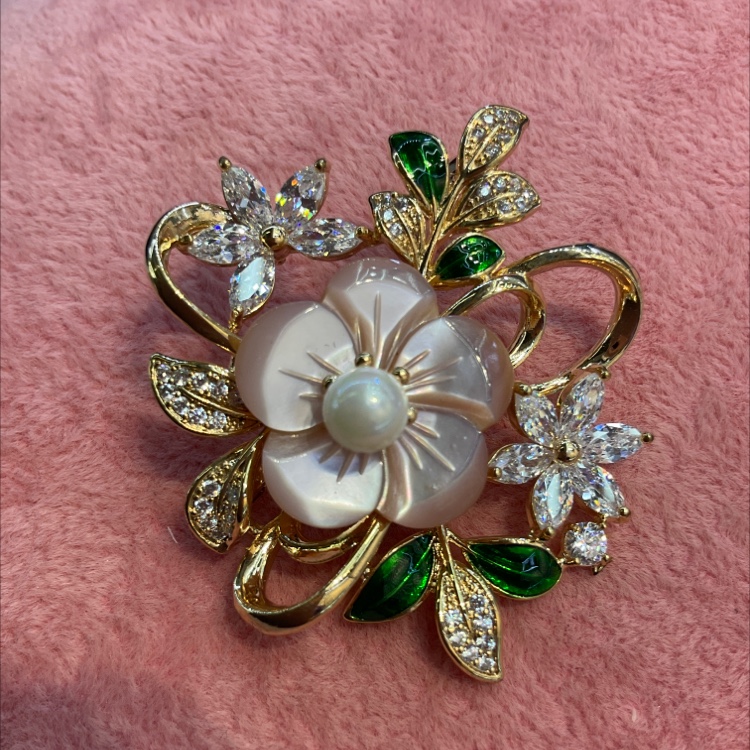 Flower shell brooch Corsage women accessories Luxury atmosphere fashion everything 12