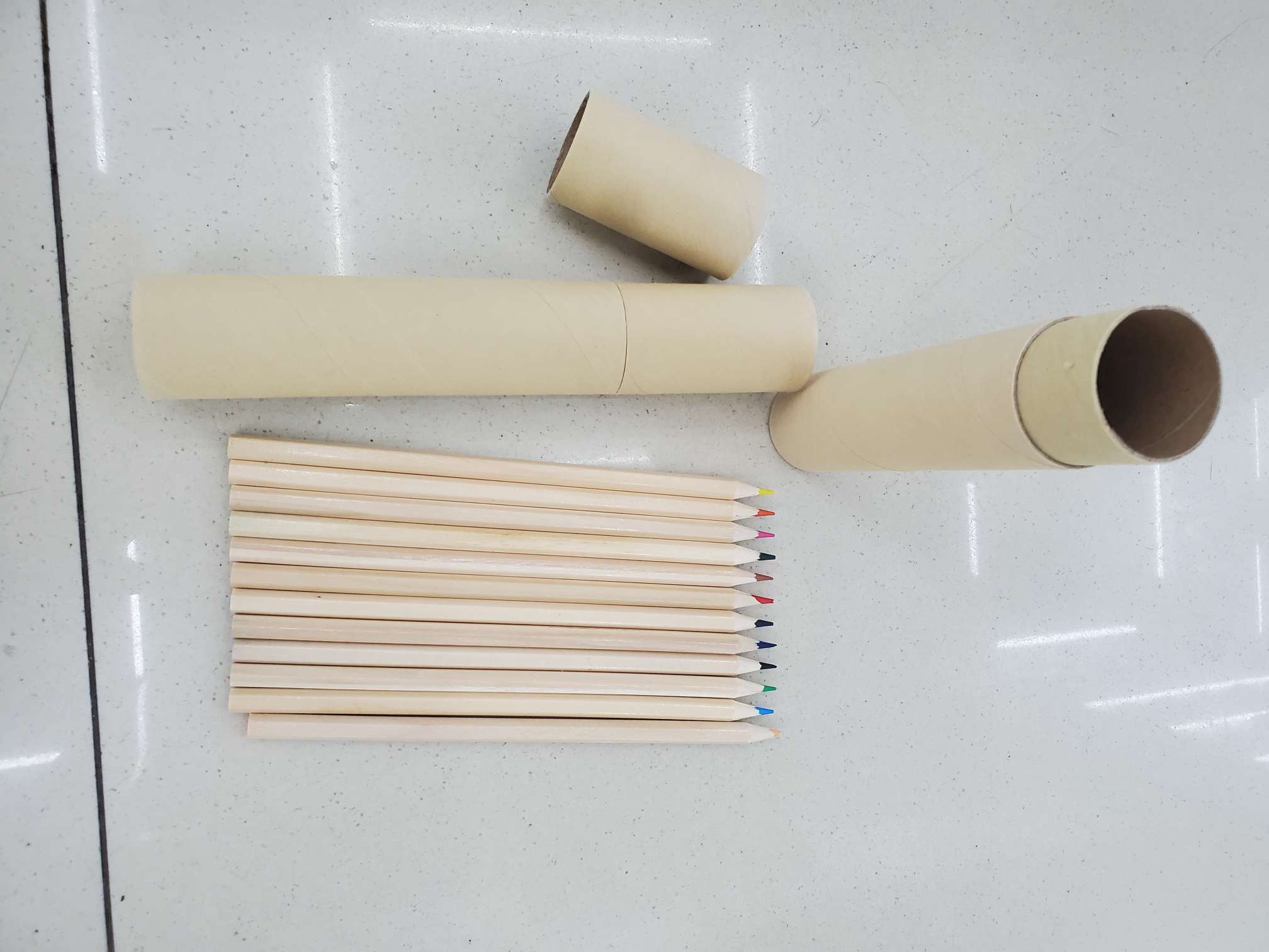Yuan madera color barril de papel lápiz de color venta directa de fábrica student bucket lápiz premios para niños papelería de aprendizaje suministros de pintura regalo de jardín de infantes details Picture