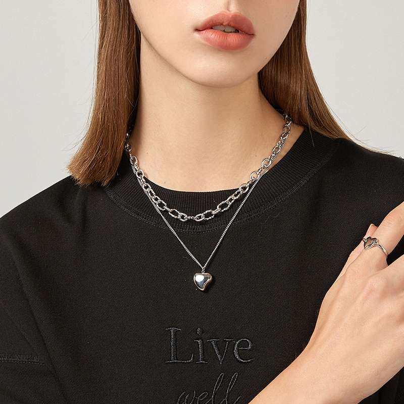 项链/饰品/银色白底实物图