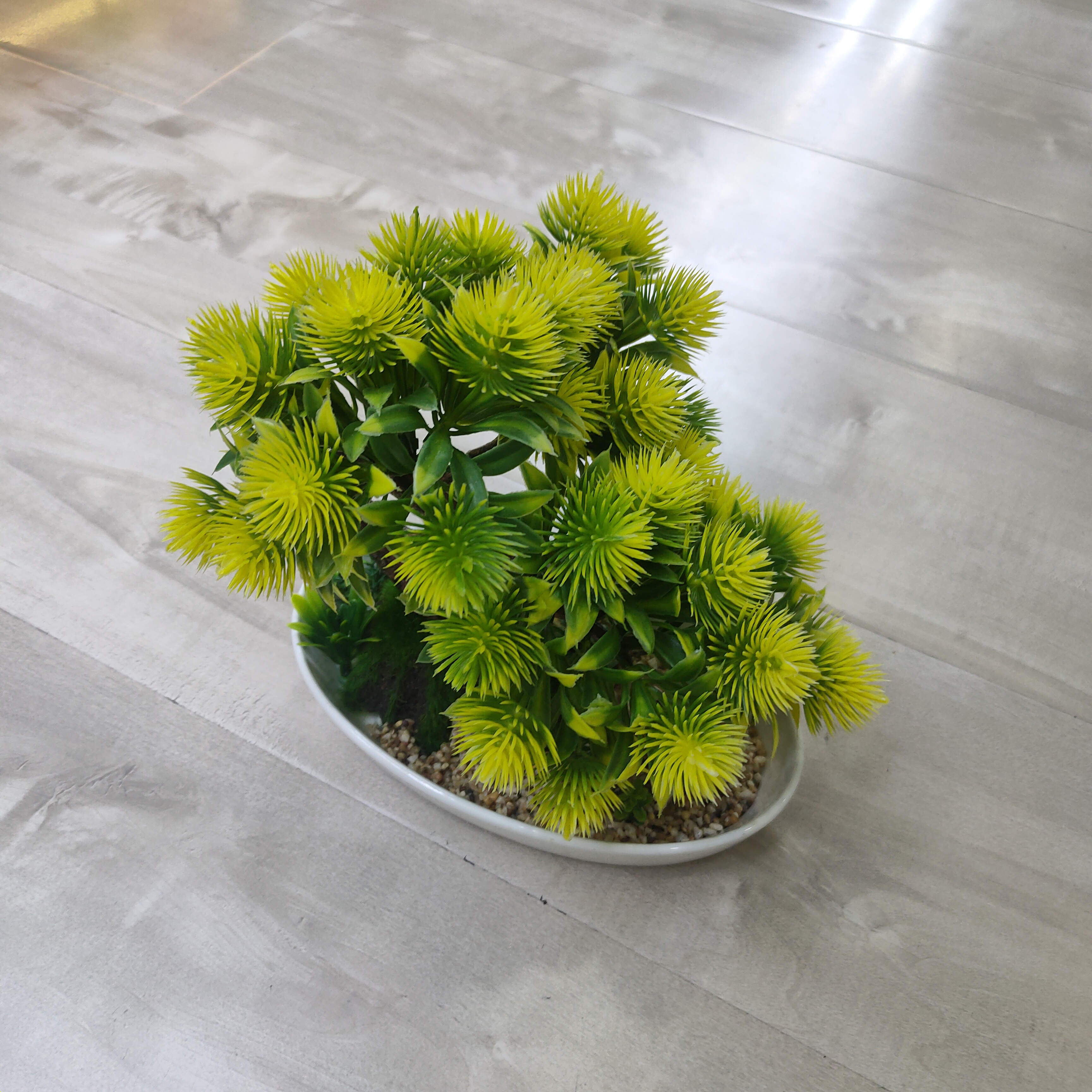 Simulate potted plants high-end custom green plants decorate indoor and outdoor natural environment