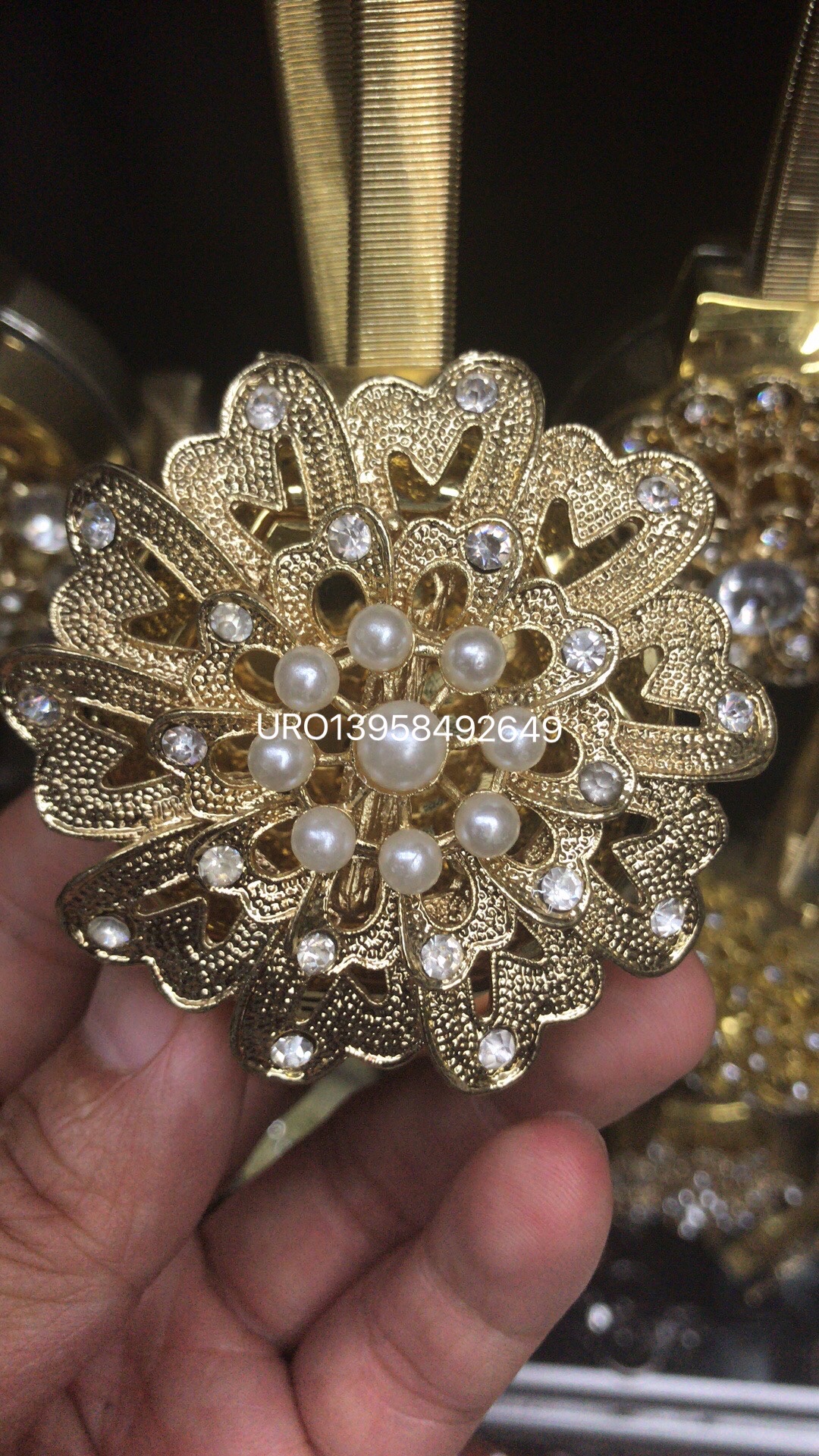 European-style light luxury magnetic curtain buckle tie, binding strap, folding strap, decorative European-style living room curtain buckle tie, binding rope Application Scenario