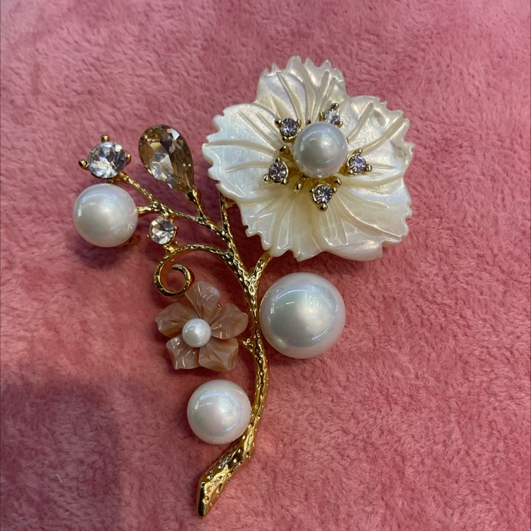 Flower shell brooch Corsage women accessories Luxury atmosphere fashion everything 7