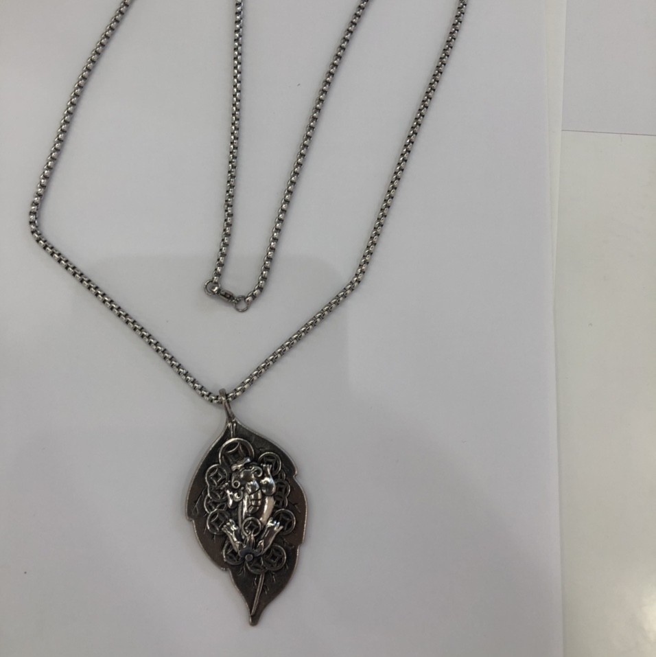 Leaf Toad necklace elegant clothing everyday everything classic thumbnail