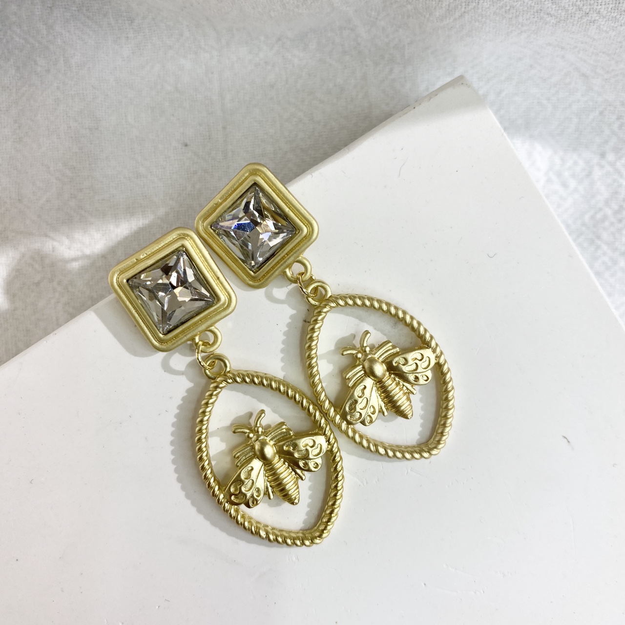 Aguja auricular 60