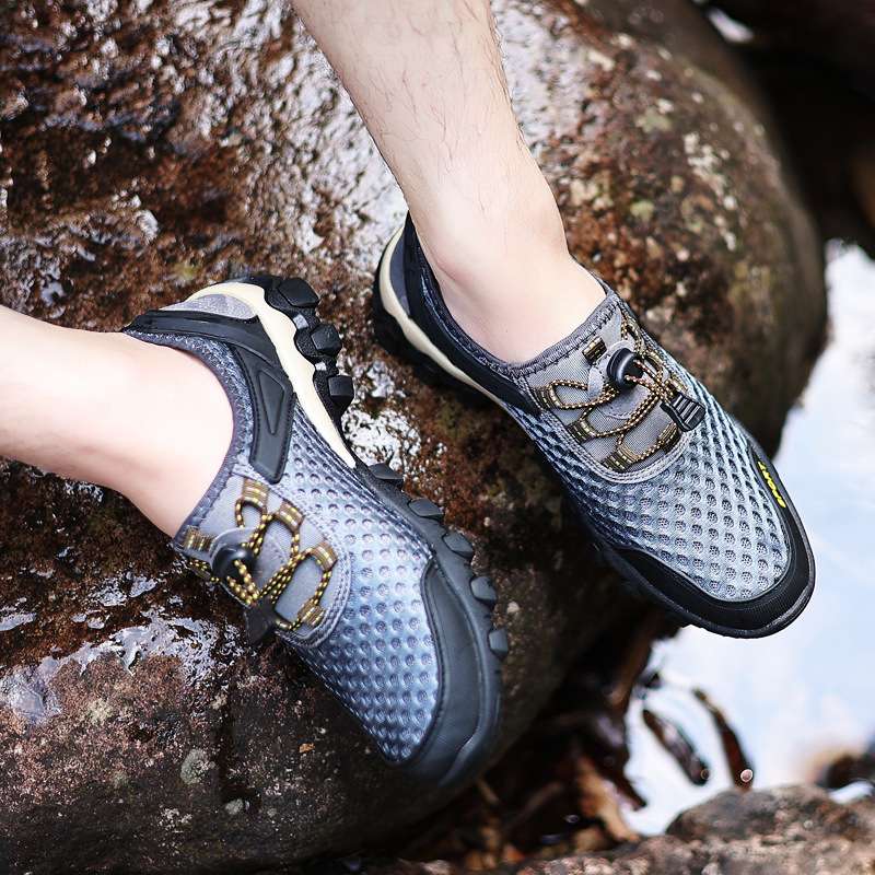 2021夏季新款男士凉鞋涉水鞋大码网鞋户外休闲网面透气沙滩鞋男鞋 1产品图