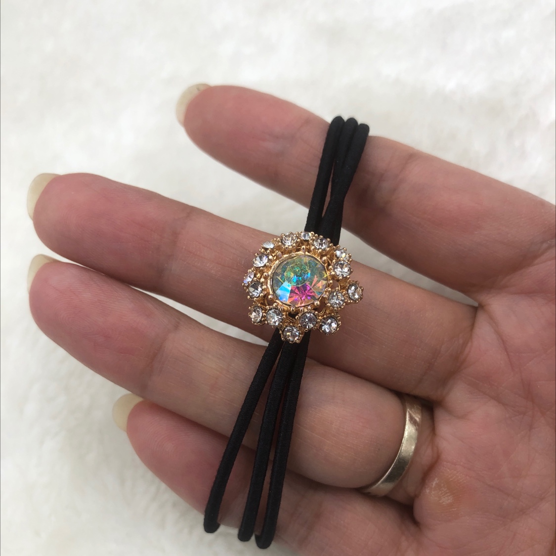 Alloy rhinestone rubber band head rope white