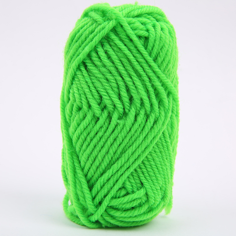 Factory direct sales of hand-knitted scarves made of acrylic wool from Europe and America, crochet hooks, medium and thick cotton balls wholesale have entered the hot sales stage Application Scenario