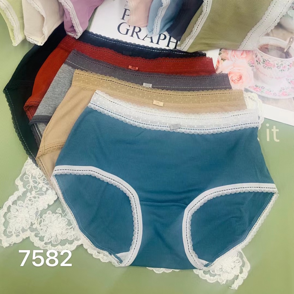 7,582 ribbed underwear