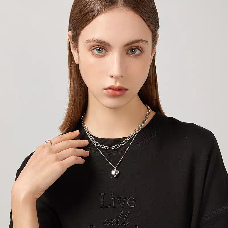 项链/饰品/银色产品图