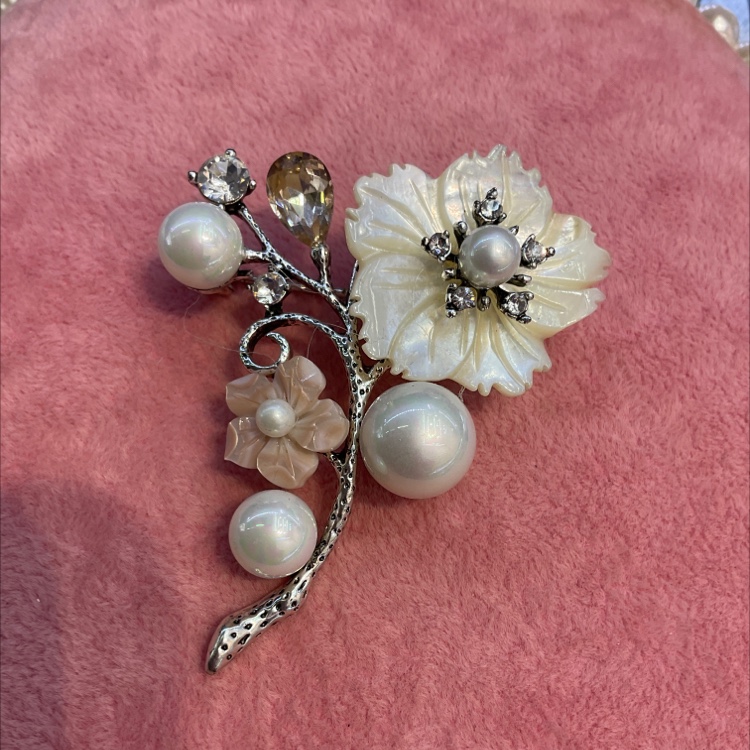 Flower shell brooch Corsage women accessories Luxury atmosphere fashion everything 16