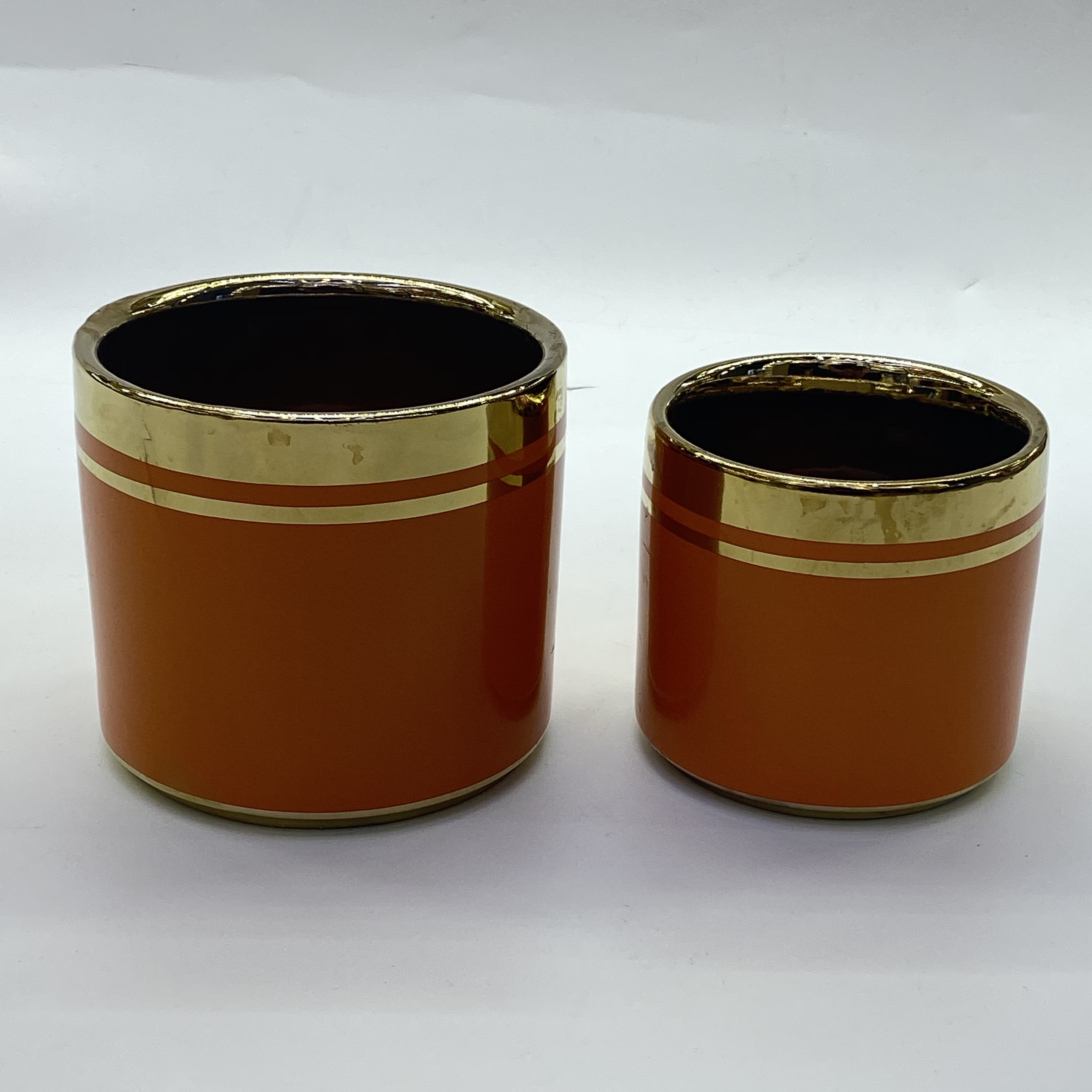Flower POTS, ceramic flower POTS, electroplated gold flower POTS, succulent flower POTS, wedding gifts, ceramic handicrafts, living room decoration, opening soft furnishings, home decoration, European luxury and fashion, Golden castle vase factory Application Scenario