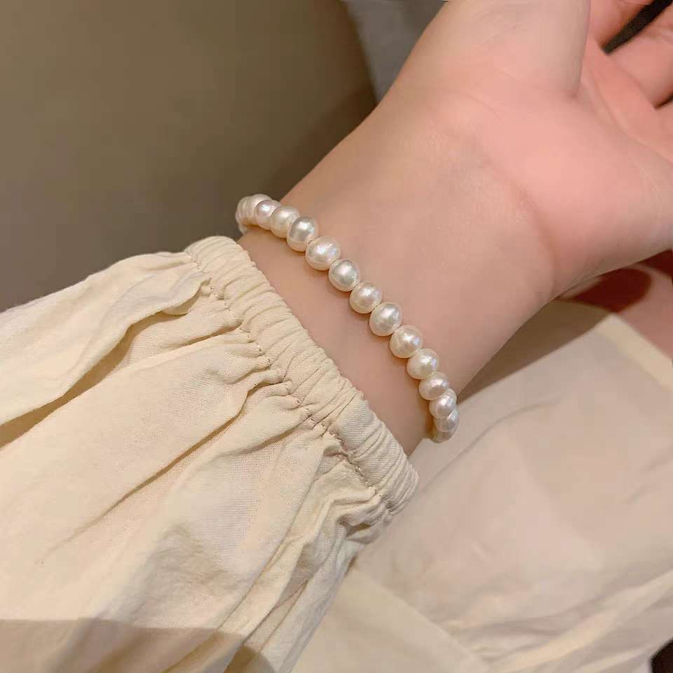Natural freshwater pearl "Fu" character brand bracelet for women, an exquisite and unique design on Instagram, a gift for best friends, summer details Picture