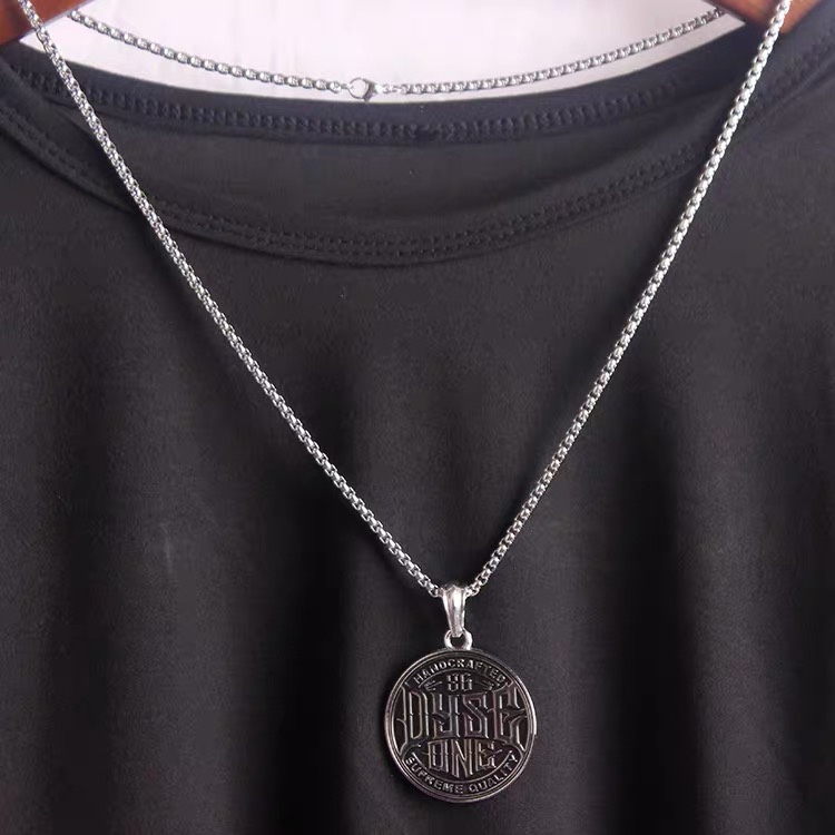 欧美街头潮人个性太钢嘻哈轻奢小众项链男hiphop吊坠网红挂件饰品