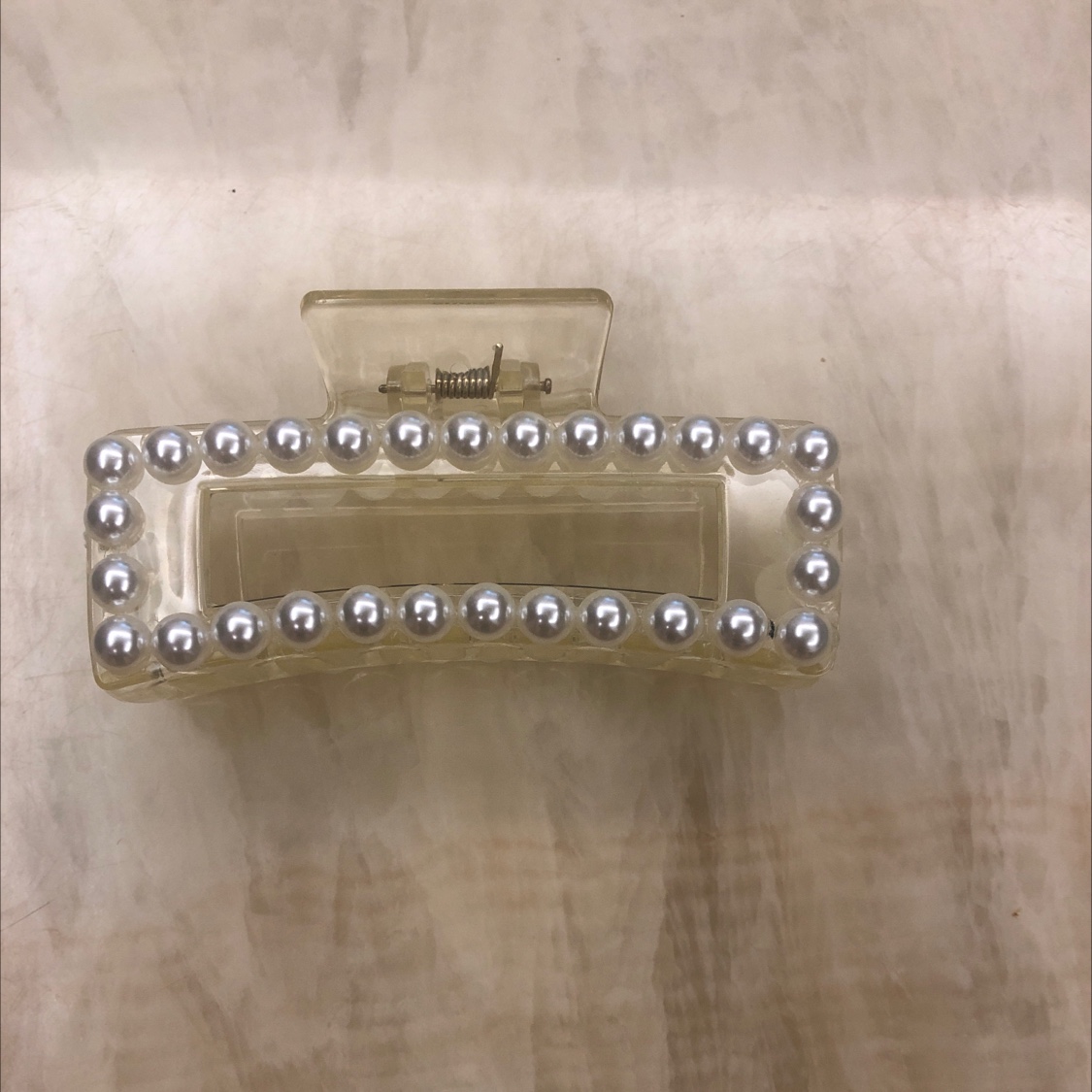 10cm transparent pearl claw 23