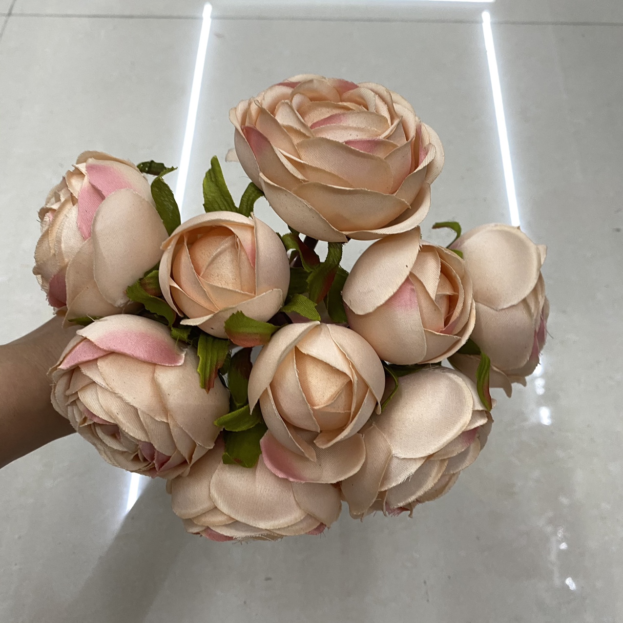 雪牙色茶包花束