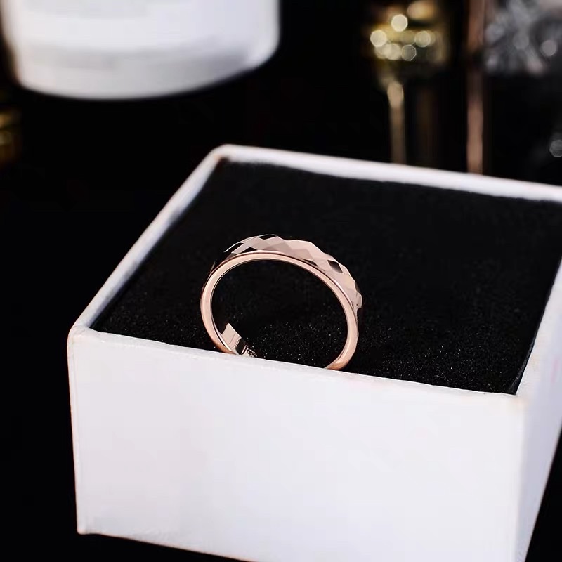 Simple, new, sparkling and niche design stainless steel women's ring, Jieya Steel jewelry Application Scenario