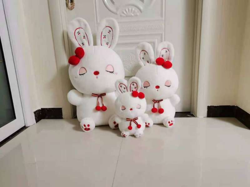Dreamy plush toy Cherry Sweetie Rabbit factory direct sales, claw machine doll plush figurine details Picture