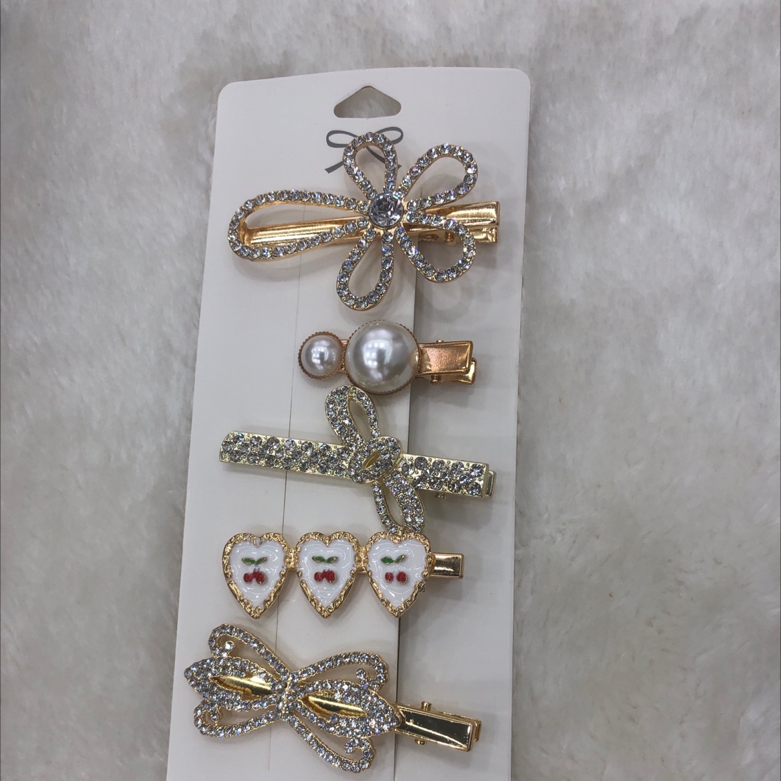 Rhinestones with five hair clips