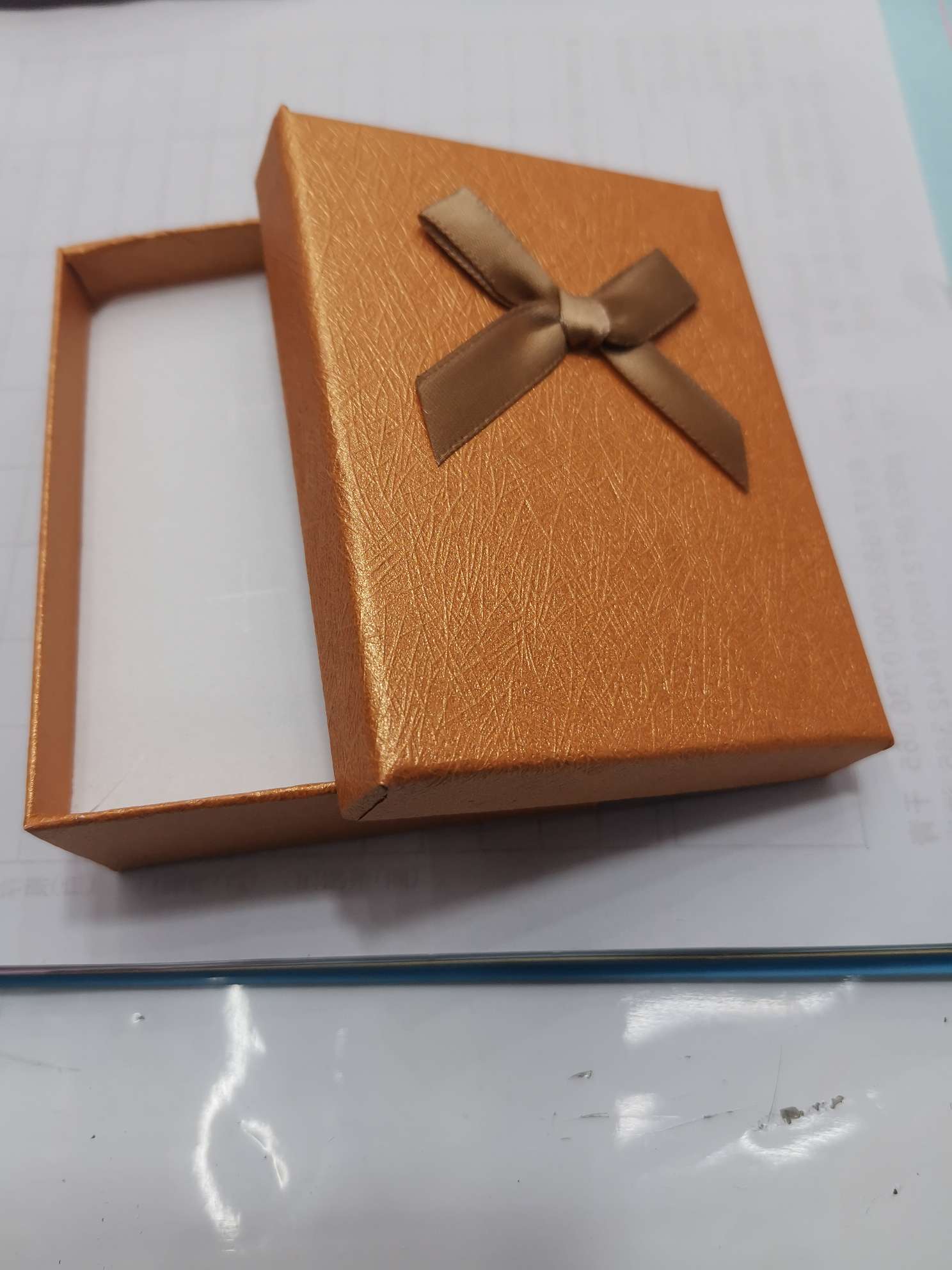 蝴蝶结吊坠盒202产品图