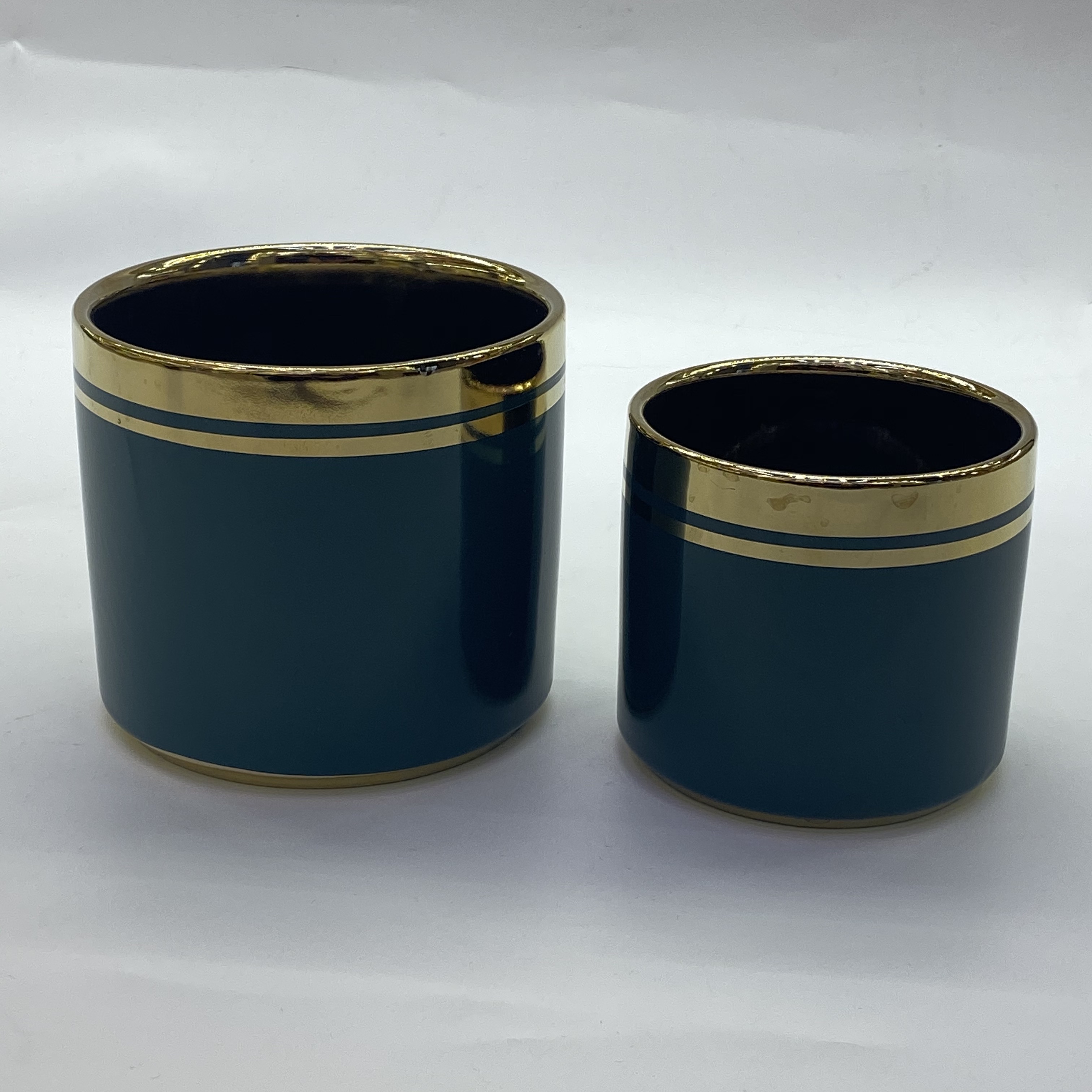 Flower POTS, ceramic flower POTS, electroplated gold flower POTS, succulent flower POTS, wedding gifts, ceramic handicrafts, living room decoration, opening soft furnishings, home decoration, European luxury and fashion, Golden castle vase factory details Picture