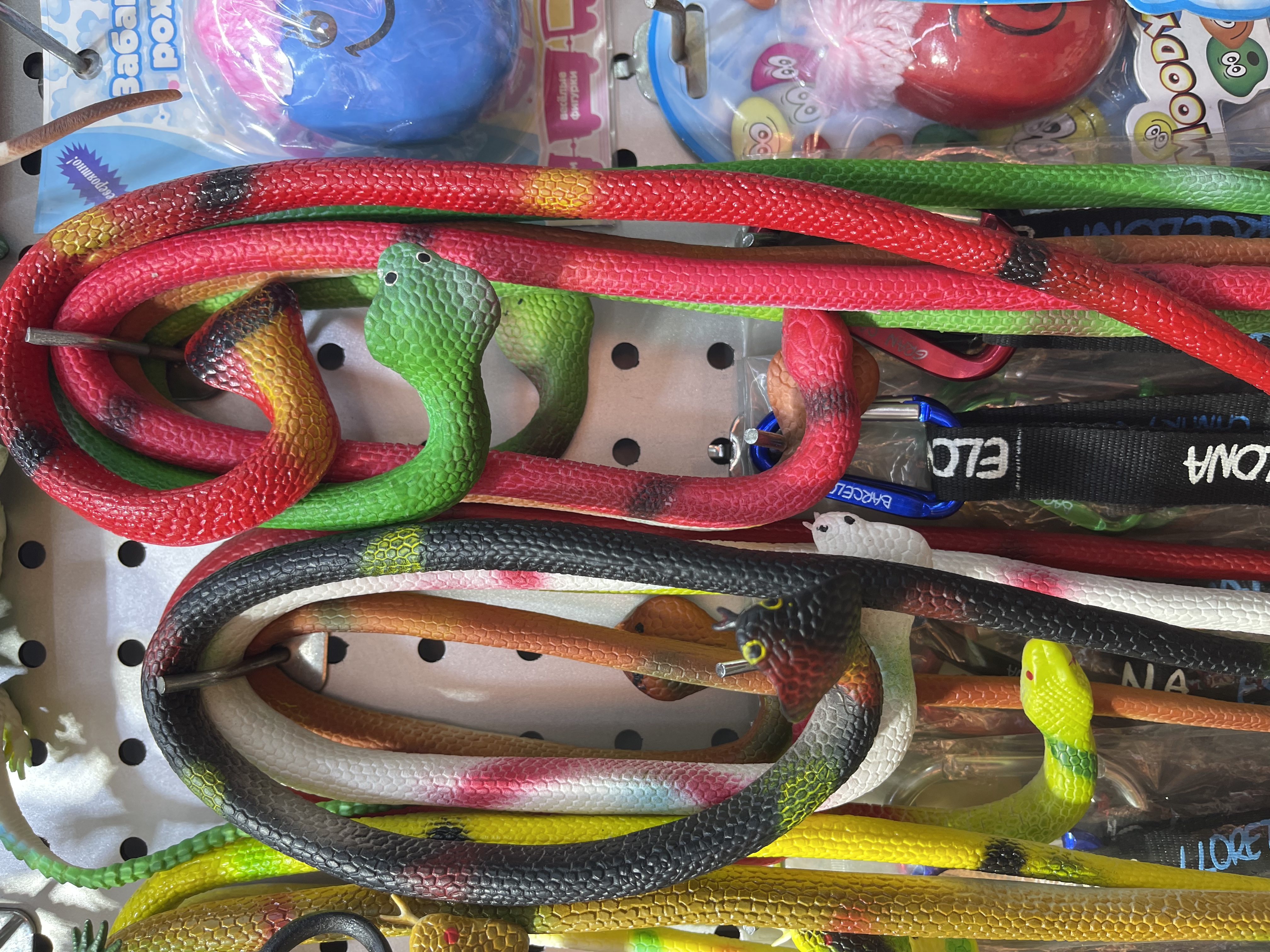 Two-headed simulation Toy Story, funny anime cartoon, educational early childhood enlightenment, and cognitive snake Application Scenario