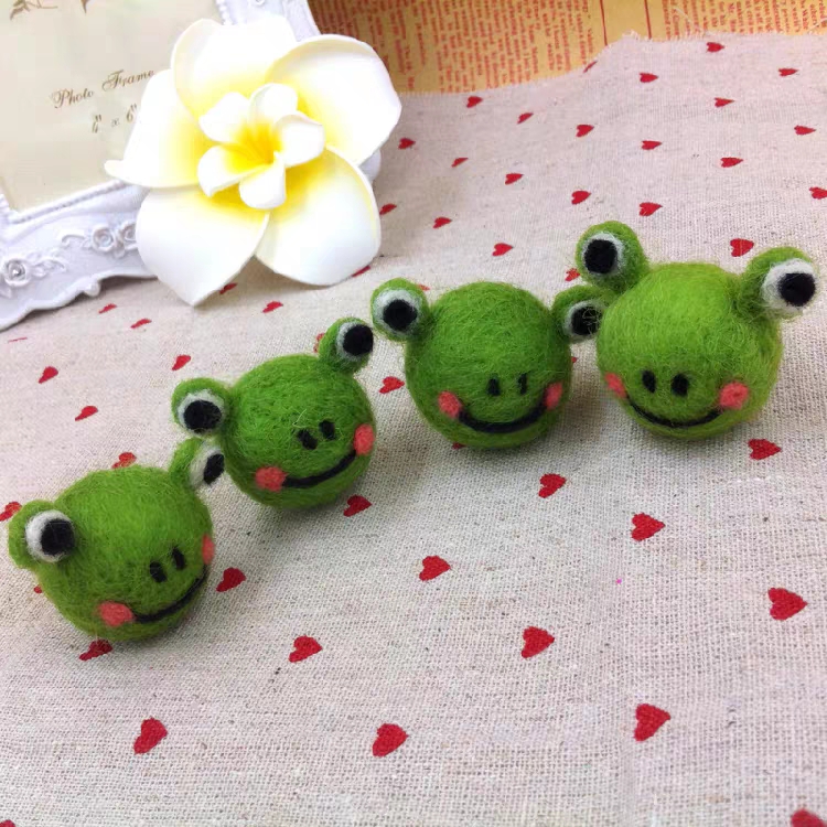 Wool felt little frog Zaxi accessory DIY is super charming, super cute, super elegant, simple and generous