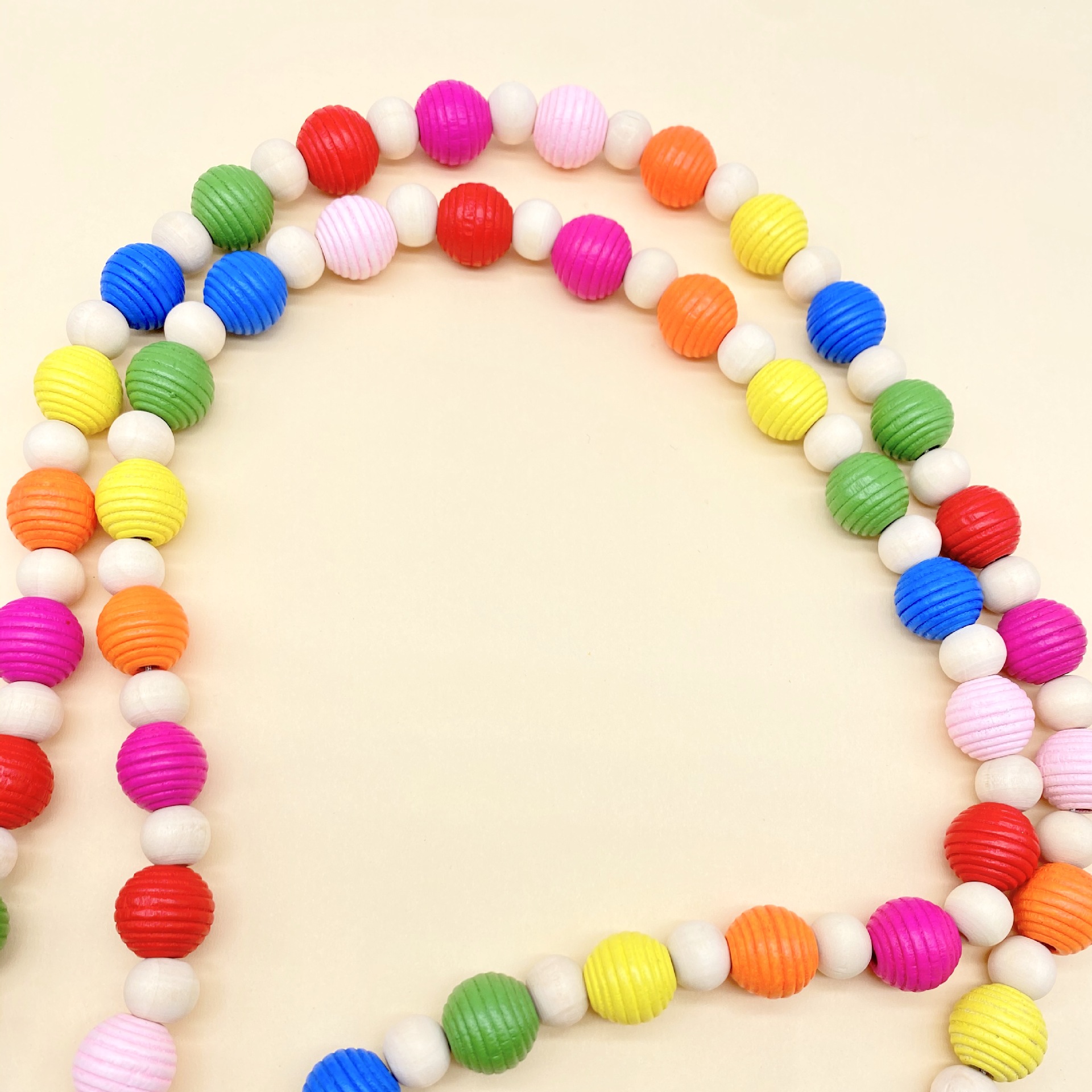 European and American fashion mobile phone chain decoration wood bead color chain mobile phone rope