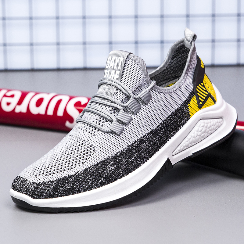 批发2021新款运动鞋潮透气飞织男士休闲跑步鞋男sneakers一件代发
