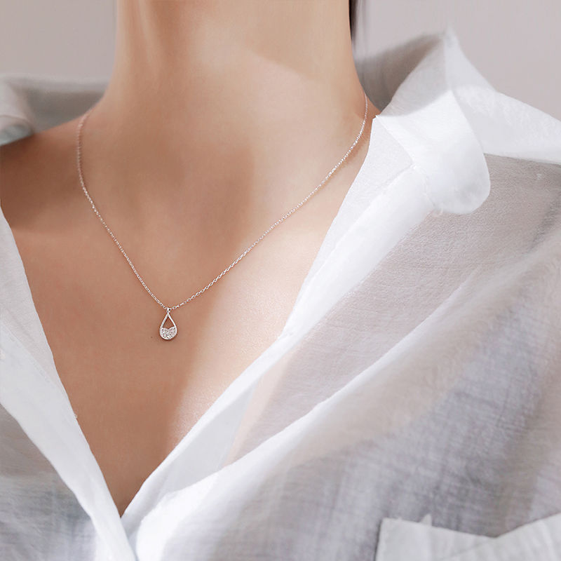 18 Sparkling diamond water drop necklace, silver, simple and fresh, small pendant, Korean style, forest style, versatile, student collarbone chain for girls detail image 2
