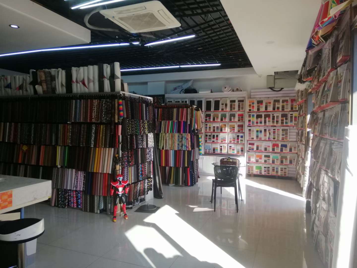 Yiwu Chongwei Leather Store describe pic - 1